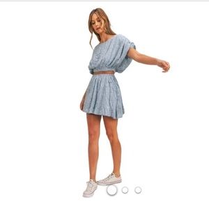 Set: Crop top and skort